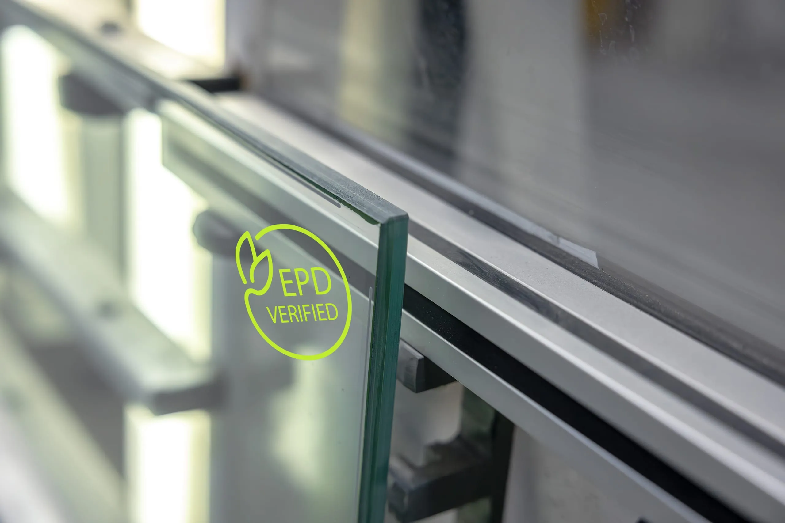Erste Umweltproduktdeklaration für Fineo Vakuum-Isolierglas