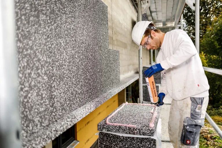 Auf welchen Baustoffen PU-Schaum gut haftet und sich verträgt, hat das PU-Schaum-Infocenter in einer neuen Übersicht zusammengestellt.