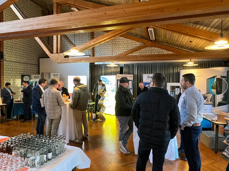 26 Partnerunternehmen, Hersteller und Dienstleister pr&auml;sentierten ihre Produkte und L&ouml;sungen.