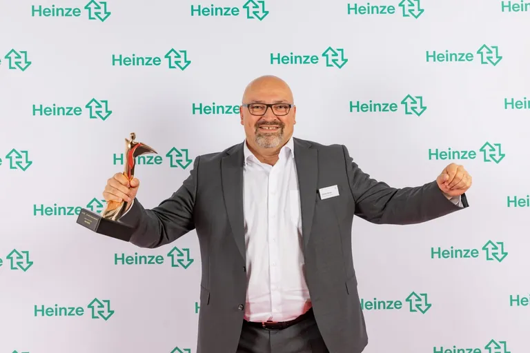 Özkan Arslan freut sich über den vierten Gold-Award für die Gealan-BIM-Lösung in den vergangenen sechs Jahren.