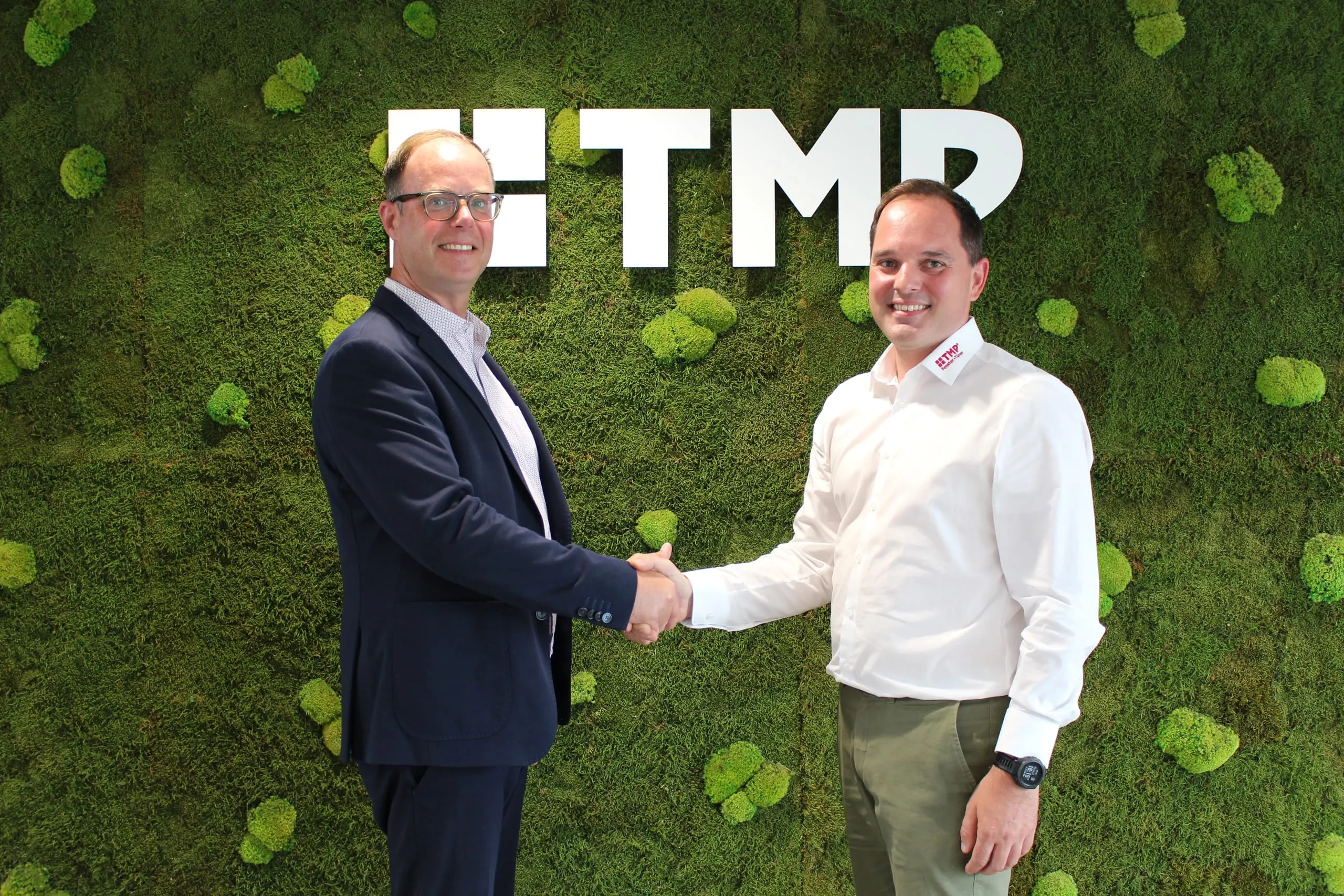 Schüco kooperiert mit TMP und verlängert mit Jansen