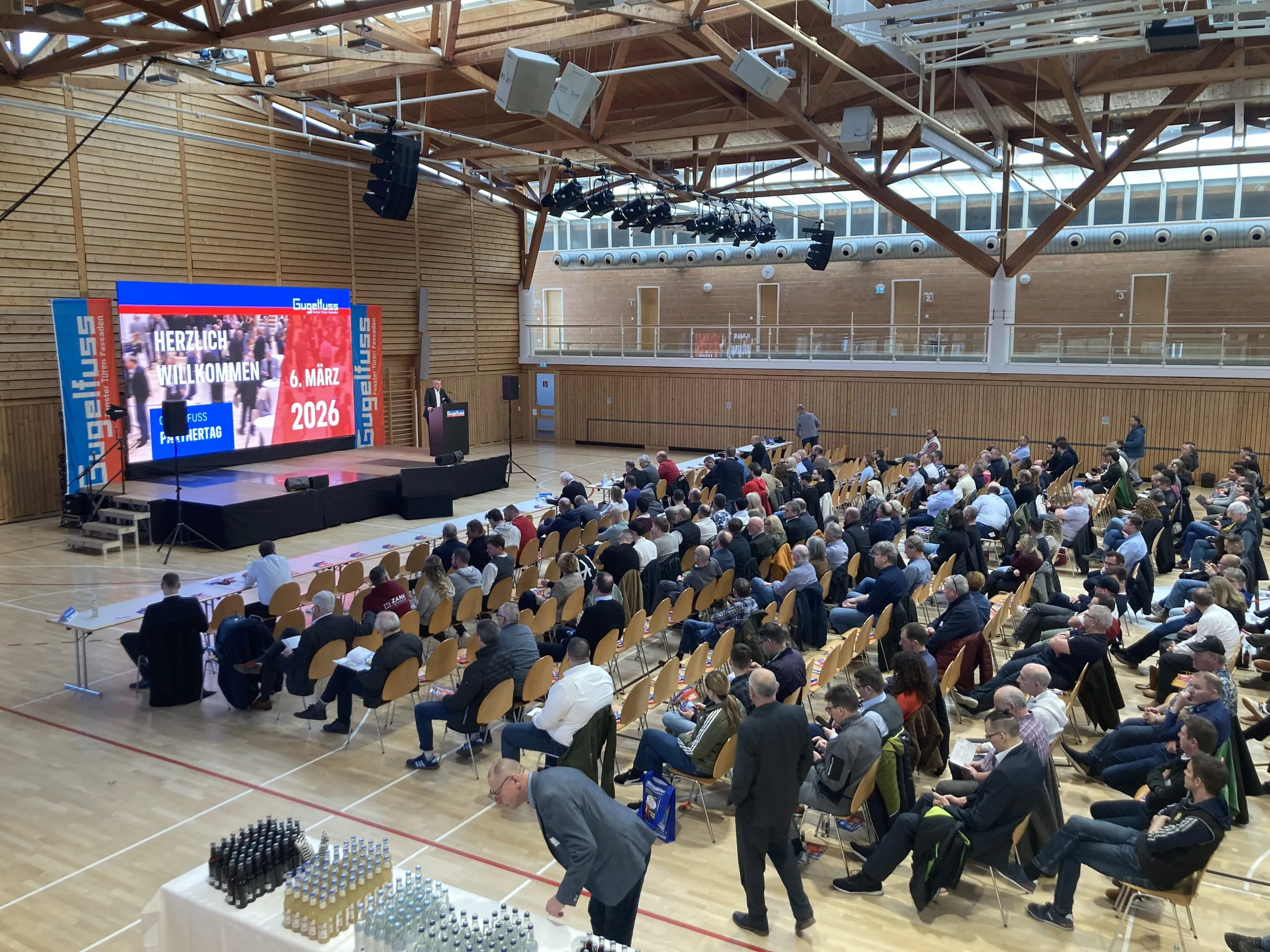 Gugelfuss: Neue Farbwelt und Haustüredition vorgestellt