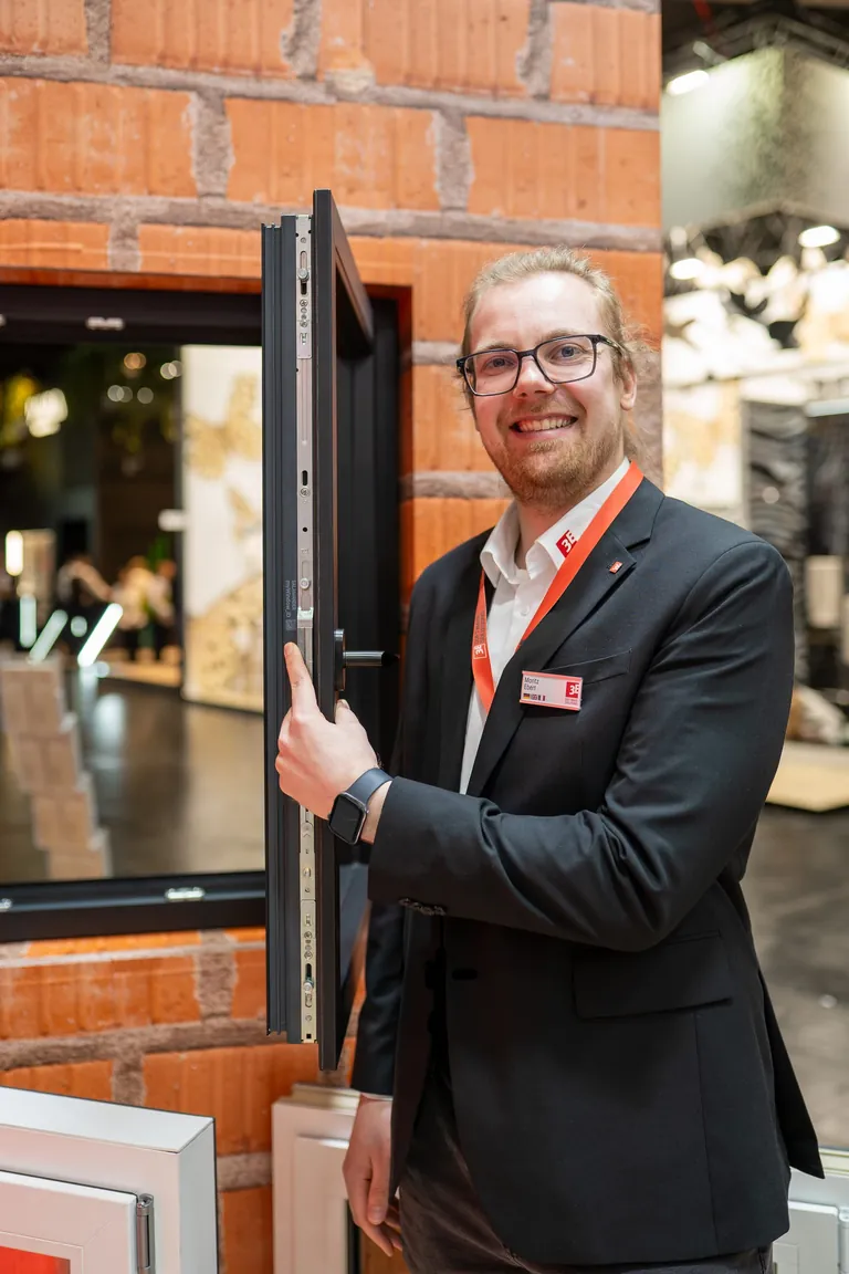 Moritz Ebert, CEO von 3E Datentechnik, will mit dem ERP-System 3E-Look die Digitalisierung der gesamten Wertsch&ouml;pfungskette im Fensterbau voran treiben.