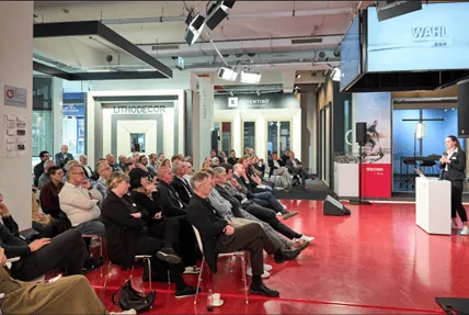 Der Fachdialog Fassadenplanung stie&szlig; auf gro&szlig;es Interesse &ndash; sowohl im Next Studio als auch im Livestream.