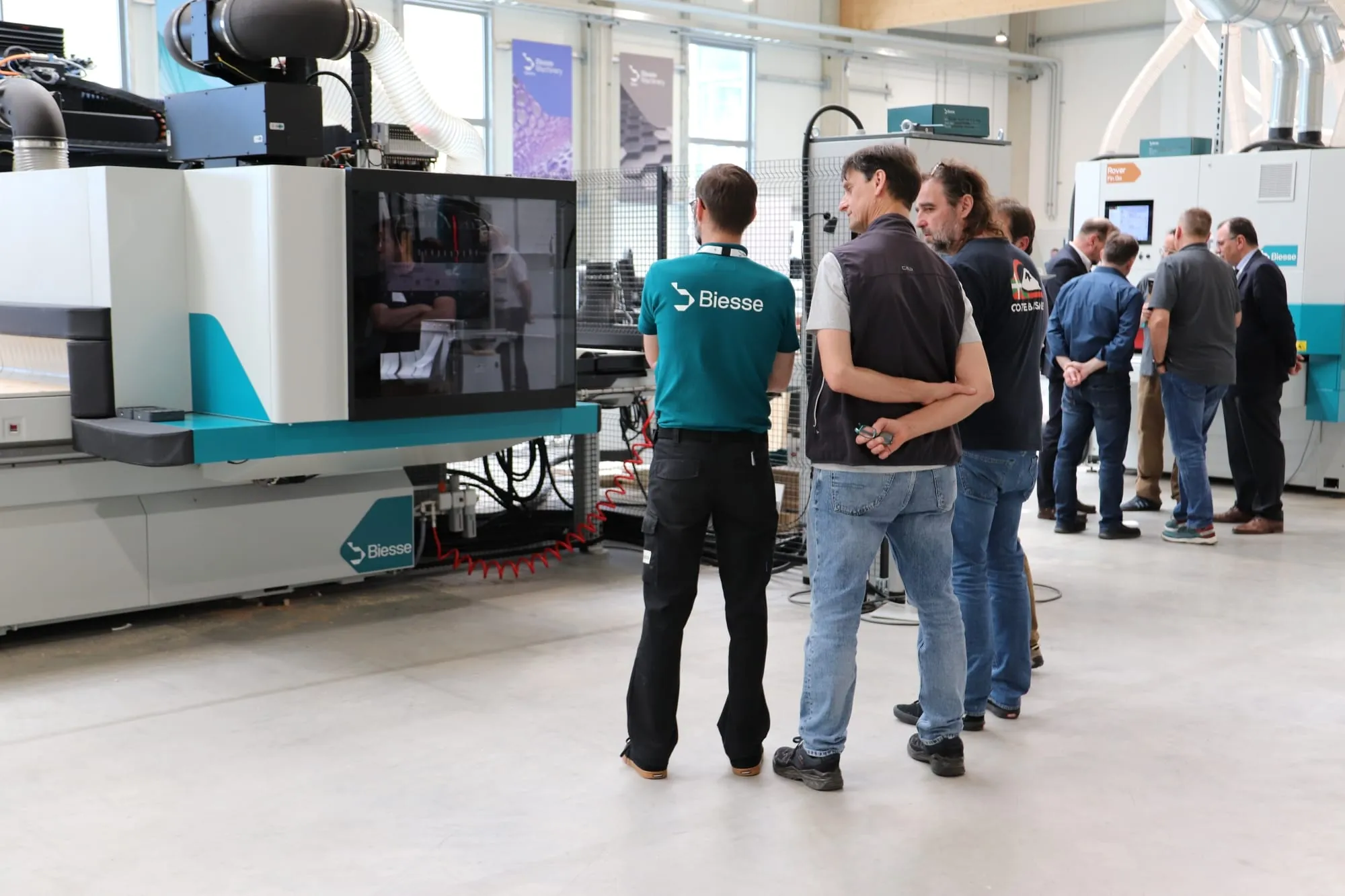 Biesse zeigt Maschinen für Holz, Kunststoff, Metall