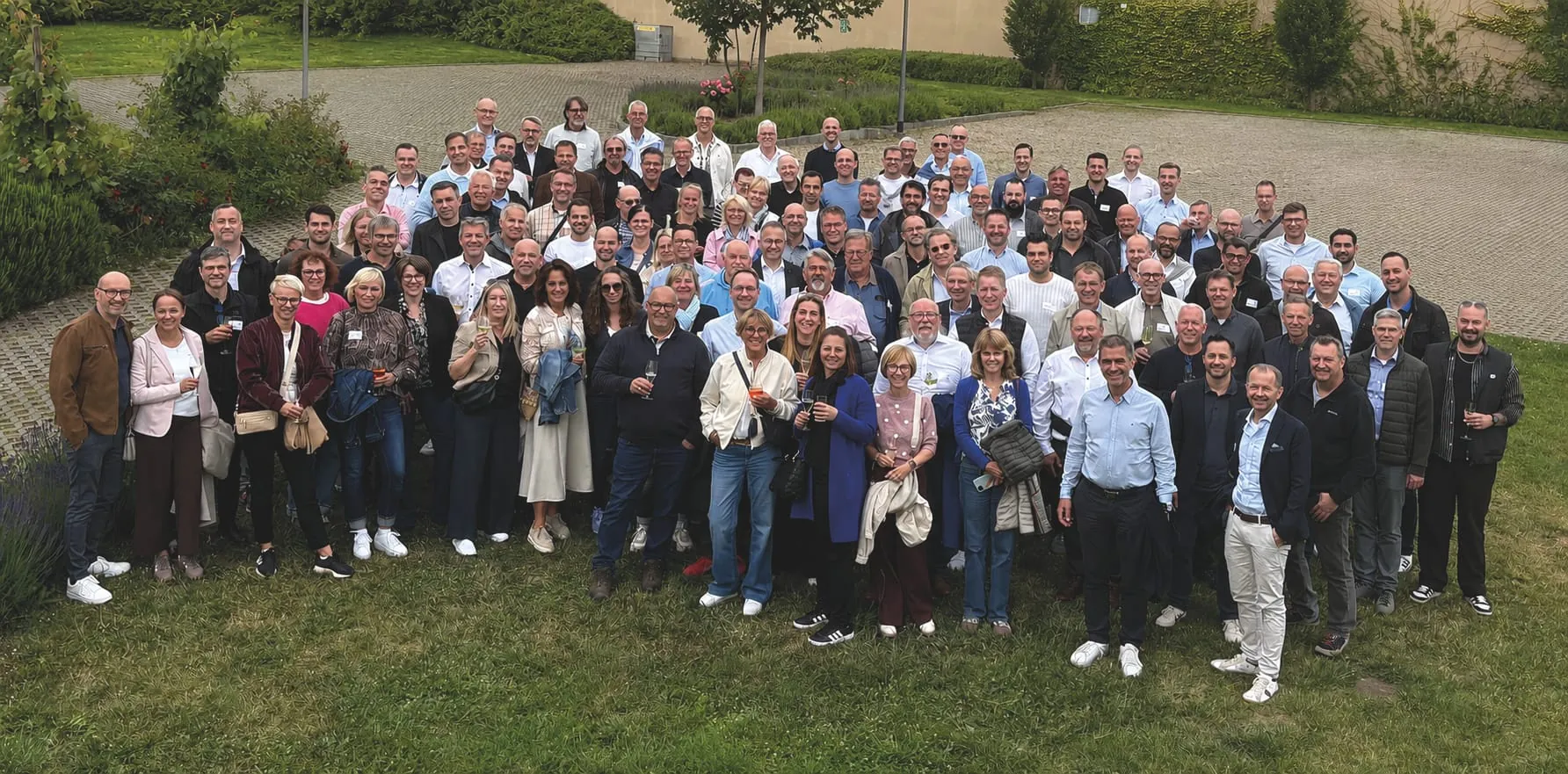 25 Jahre Flachglas Markenkreis: Start in KI-Ära