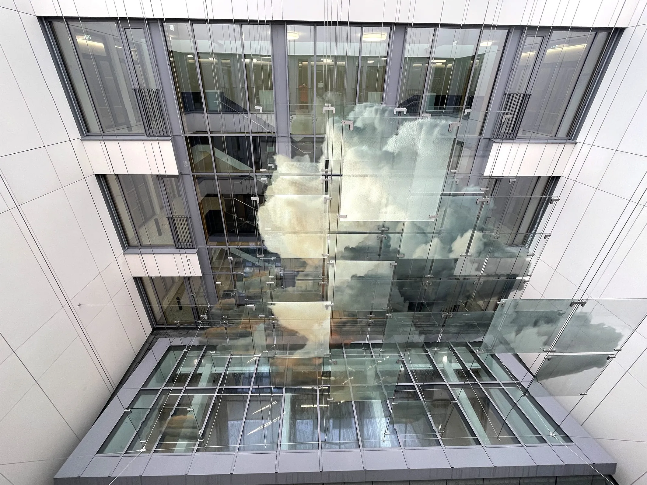 Architektur zwischen Wolkenbild und Datenraum
