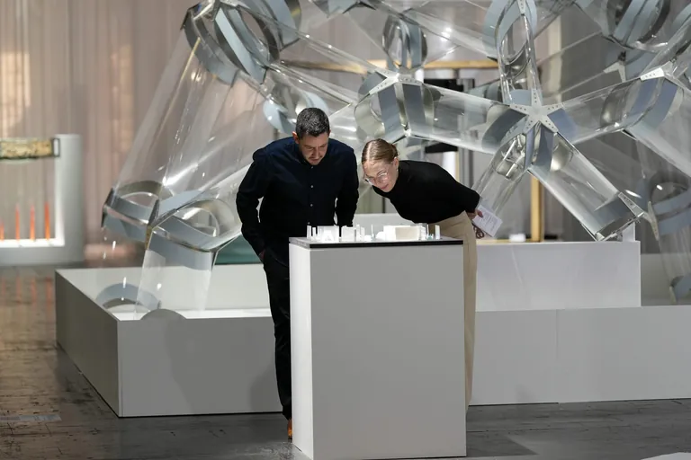 Im Mittelpunkt der Sonderschau glass technology live stehen nicht nur fertige Produkte, sondern insbesondere neue Ideen, experimentelle Ansätze, Prototypen und Technologien mit Zukunftspotenzial.
