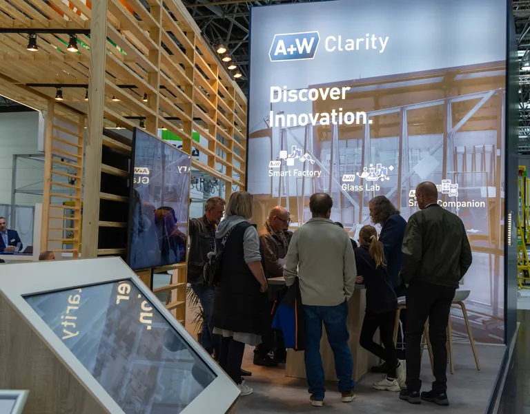 Im Mittelpunkt des Messeauftritts von A+W Software steht die Frage, wie Software komplexe Abläufe im Glasbetrieb spürbar vereinfachen kann.